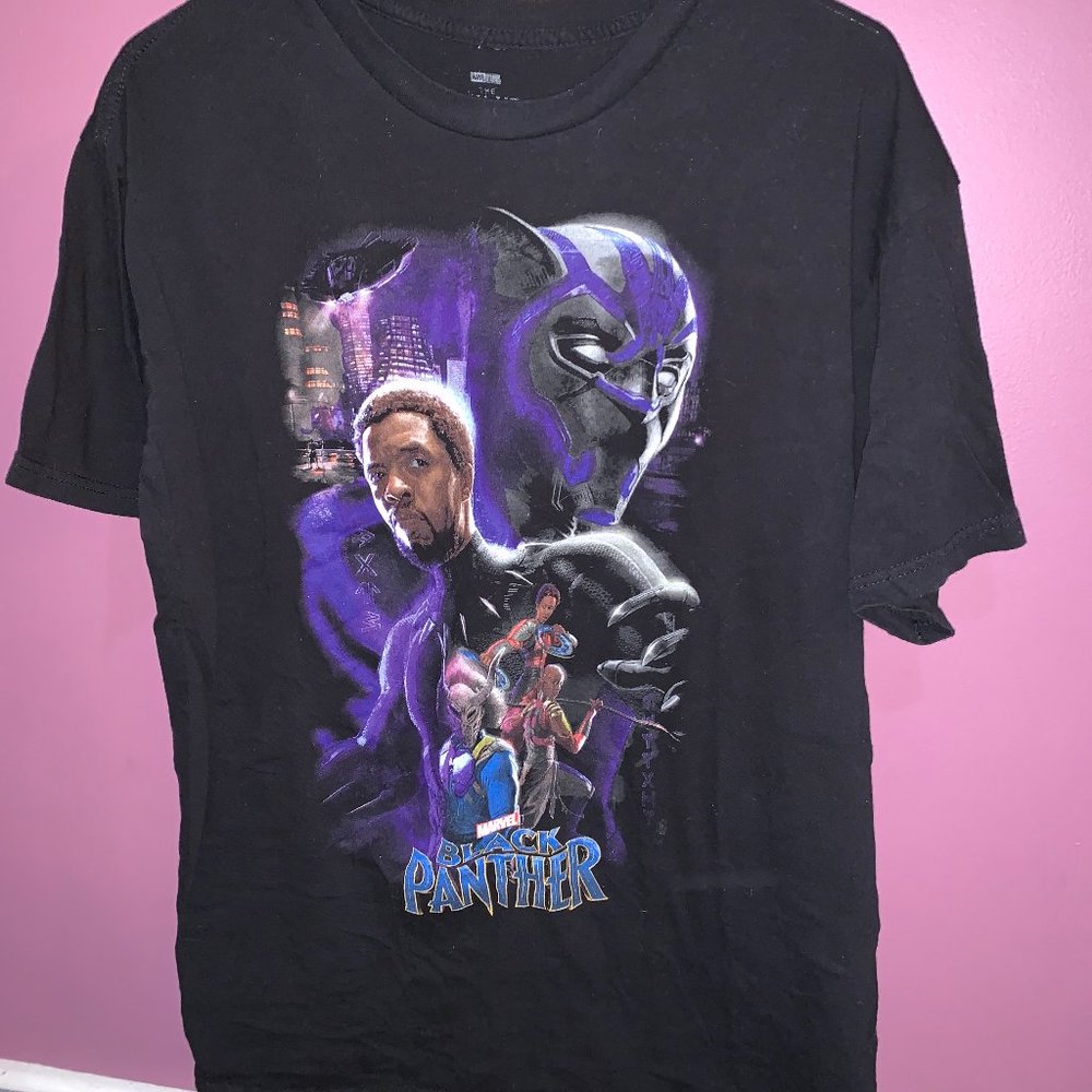 Unisex Large Black Panther T-shirt